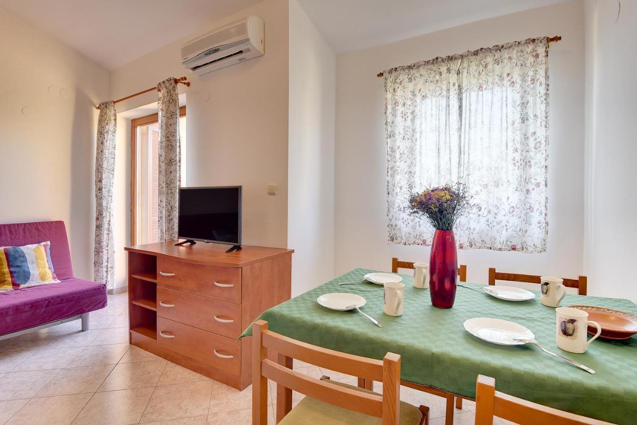 Apartments Ulika เมดูลิน ภายนอก รูปภาพ